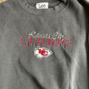 Vintage Lee Sport Kansas City Chiefs Embroidered Sweatshirt Pullover Gray NFL